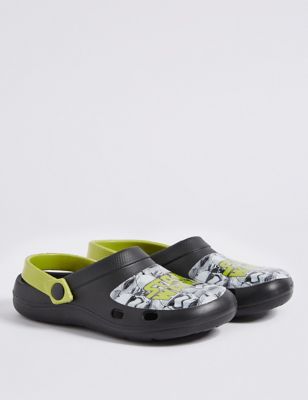 Kids&rsquo; Star Wars&trade; Slip-on Shoes